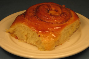 Mama's Cinnamon Rolls Mama's Cinnamon Rolls
